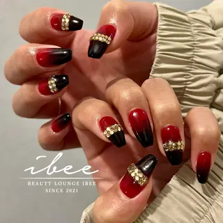 ネイル ibee nail 🤍yumiのネイルデザイン