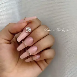 ネイル Bianca🦋 AIRAのネイルデザイン