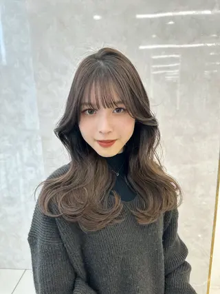 セミロング 森田 真由香のヘアスタイル