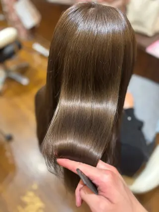 ロング カラー ビーズ緑店所属・片桐 巧貴のヘアスタイル