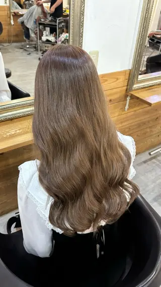 ロング カラー ブルーJR高槻本店所属・高槻/美髪/艶髪カラ ー髪質改善特化たくみのヘアスタイル