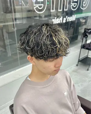 ショート パーマ特化 龍雅💈のヘアスタイル