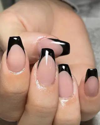 ネイル 蓑原 佳央里のネイルデザイン