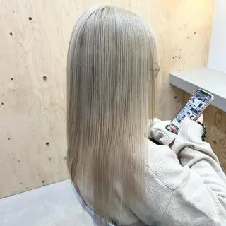 カラー 杉林 莉沙のヘアスタイル