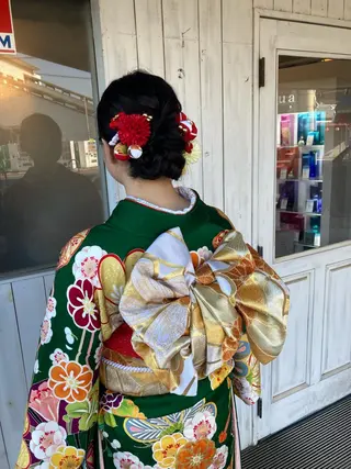 MOLLASALON 浅香山店所属・髪質改善カラー 縮毛矯正🤍辻桃加のヘアスタイル