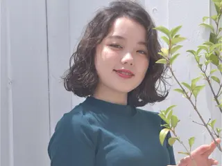 ミディアム カラー ヘアアレンジ 榎園 由美のヘアスタイル