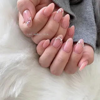 ネイル nail salon tina.所属・中山 はづきのネイルデザイン