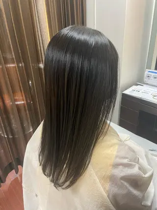 カラー 瀧下 唯のヘアスタイル
