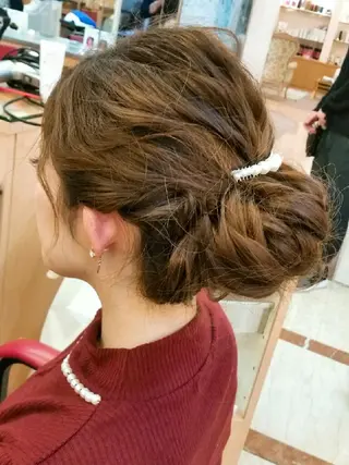 ヘアアレンジ EMANON名古屋所属・美谷添（ミヤゾエ） まどか大人ヘアサロンのヘアスタイル