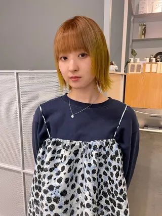 ミディアム Qin share salon 原宿店所属・🫧艶ハイトーン 特化🫧ライヤのヘアスタイル