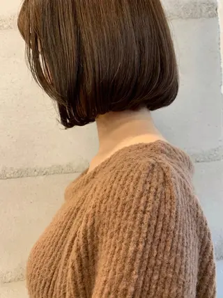 ショート カラー 透明感/オリーブ/ グレージュ/YUKAのヘアスタイル