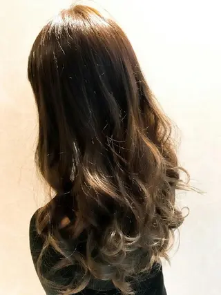 カラー ロング 福田 武士のヘアスタイル