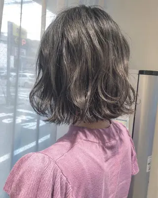 ミディアム カラー ZOA classic hair所属・東 みのりのヘアスタイル