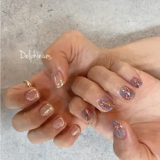 ネイル 岡本 友恵のネイルデザイン