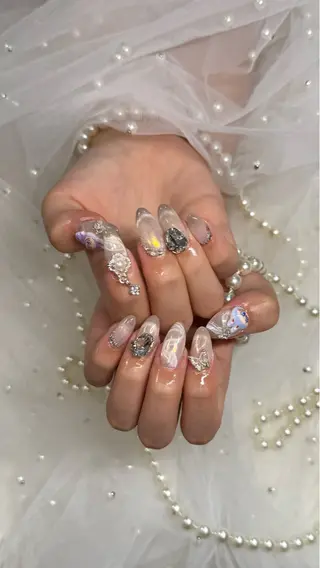 ネイル ルシイ🎀新宿長さ 出しパーツ専門店のネイルデザイン