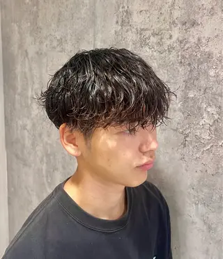 ショート パーマ メンズ パーマ特化美容師 🔥Yoshiyaのヘアスタイル