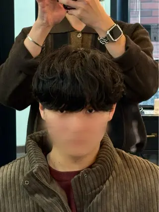 ショート パーマ メンズ 韓国メンズヘア/ 毛流れヘア　須田龍世のヘアスタイル