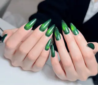ネイル Lenie Nail Salonのネイルデザイン
