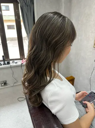 ロング Lien 深井店のヘアスタイル