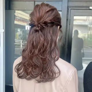 ロング 伊藤 玲衣のヘアスタイル