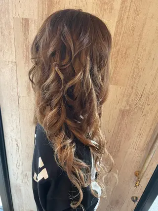 ヘアアレンジ 岡村 真子のヘアスタイル