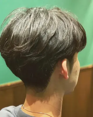 ミディアム 杉本 和大のヘアスタイル