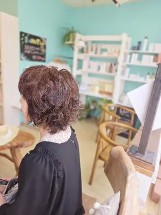 ショート パーマ 田中 牧子のヘアスタイル