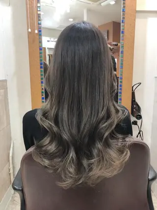 ロング カラー 韓国ヘア🤍髪質改善 🇰🇷AKANEのヘアスタイル