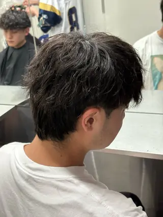 ミディアム カラー パーマ メンズ メンズパーマ特化 🔥韓国ヘア職人🔥のヘアスタイル