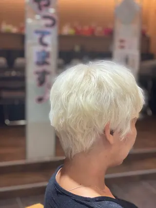 ショート 尾崎 優也のヘアスタイル