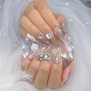 ネイル Mio_ Noiranailのネイルデザイン