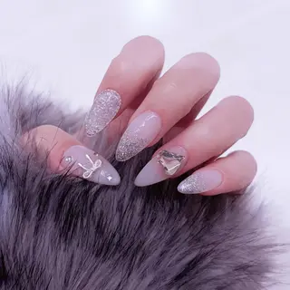 ネイル HIYORI 🩷のネイルデザイン