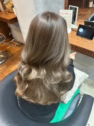 ロング Lond Lūna所属・韓国風艶カラー/ 井上茜里のヘアスタイル