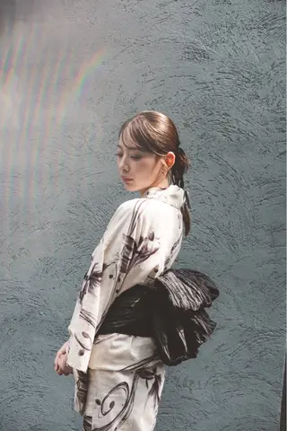 ヘアアレンジ 韓国レイヤー🪽 耳ツボジュエリーのヘアスタイル