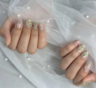 ネイル LAVISH nanamiのネイルデザイン