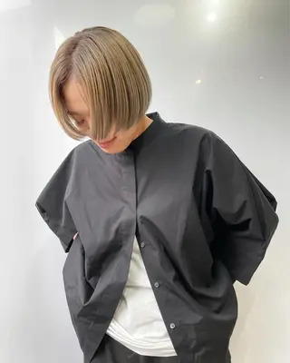 ショート カラー suvvy hairsalonのヘアスタイル