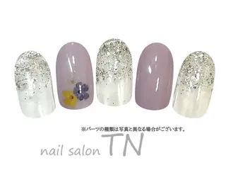 ネイル 矢川 まどかのネイルデザイン