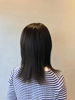 ミディアム 山崎 光瑠のヘアスタイル