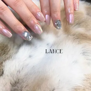 ミディアム Lance nailのネイルデザイン