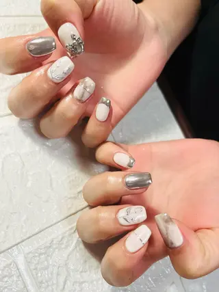 ネイル 安藤 Charlotteのネイルデザイン