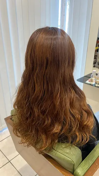 ロング パーマ ふかや まりかのヘアスタイル