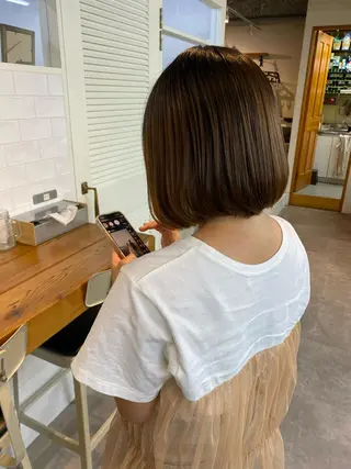 ショート yumeka🩶ボブ 暖色/透け感カラーのヘアスタイル