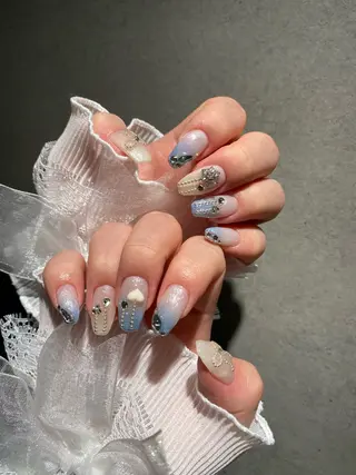 ネイル I-nailロング /ワンホン/キラキラのネイルデザイン