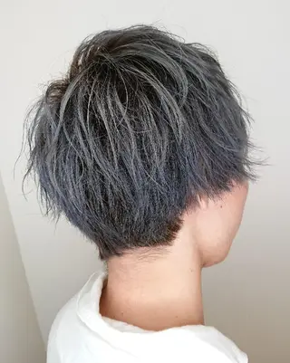 メンズ ブリーチ/ヘアケア/ 艶髪/イギチハルのヘアスタイル