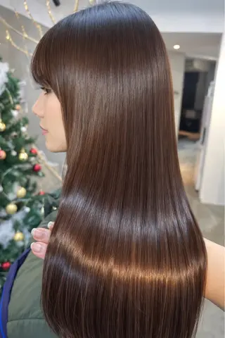 ロング aimu/レイヤー/ カラー/髪質改善のヘアスタイル