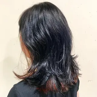 ミディアム カラー スナコザワ レナのヘアスタイル