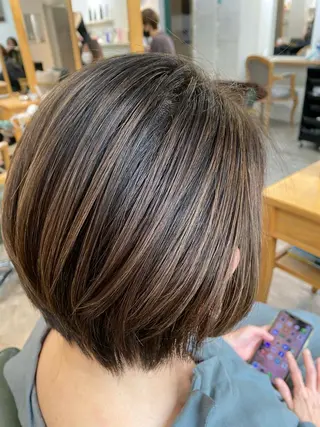 ショート a-o岡野　こやま しんぺいのヘアスタイル