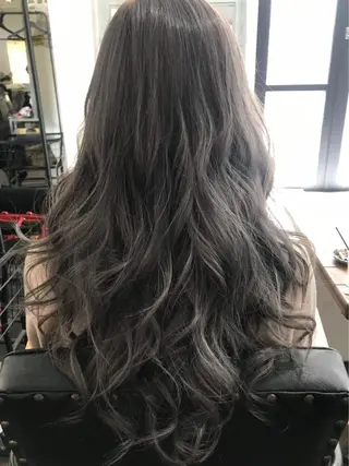 ロング カラー WEST O LAND所属・WEST OLAND 安藤のヘアスタイル