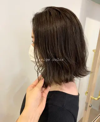 ミディアム カラー 佐藤 永夏のヘアスタイル