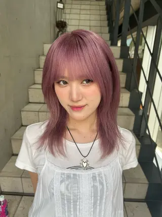 ロング レイヤー／マツエク 💋𝑨𝑵𝑵𝑨のヘアスタイル